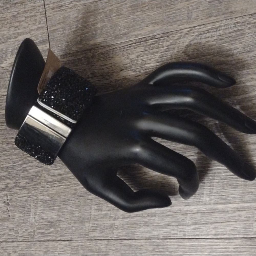 Chunky Black Stone Magnetic Clasp Bracelet